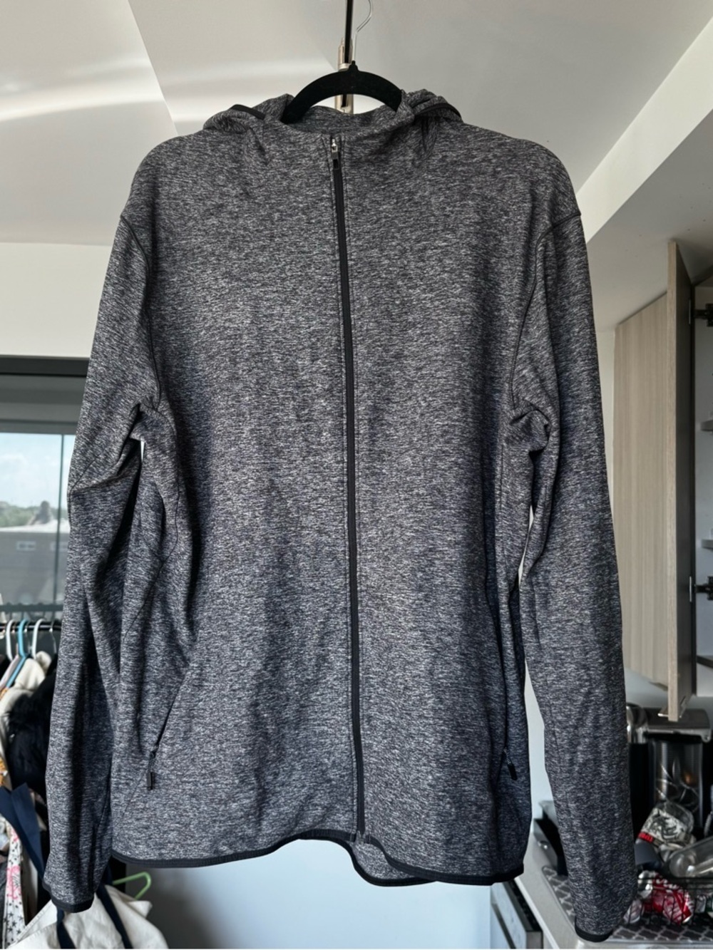 Lululemon Men's Heathered Black Surge Warm Full Zip Hoodie - Size L - Picture 5 of 13
